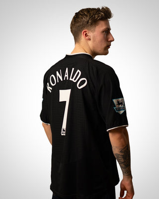 Premier League - Historiske fodboldtrøjer fra verdens bedste liga 🏴 - Fodboldshoppen_dk