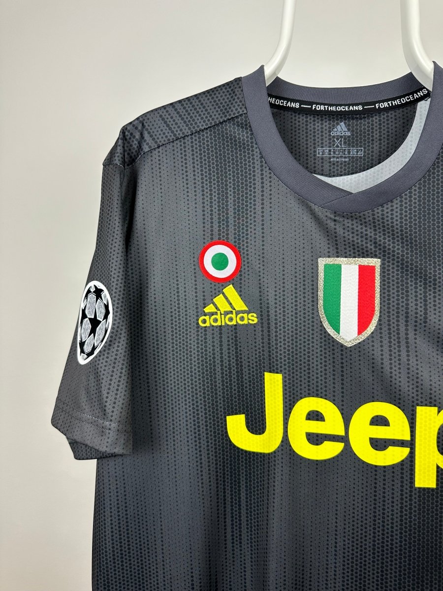 Cristiano Ronaldo - Juventus 2018/19 udebane trøje XL 🇵🇹 Fodboldshoppen_dk 3