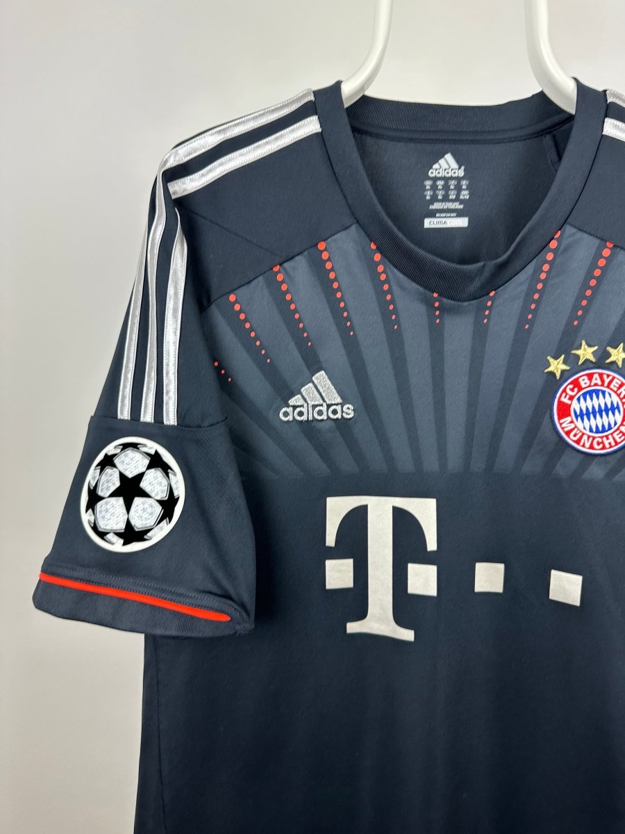 Xherdan Shaqiri - FC Bayern München 2012/13 udebane trøje XL 🇨🇭 Fodboldshoppen_dk 3