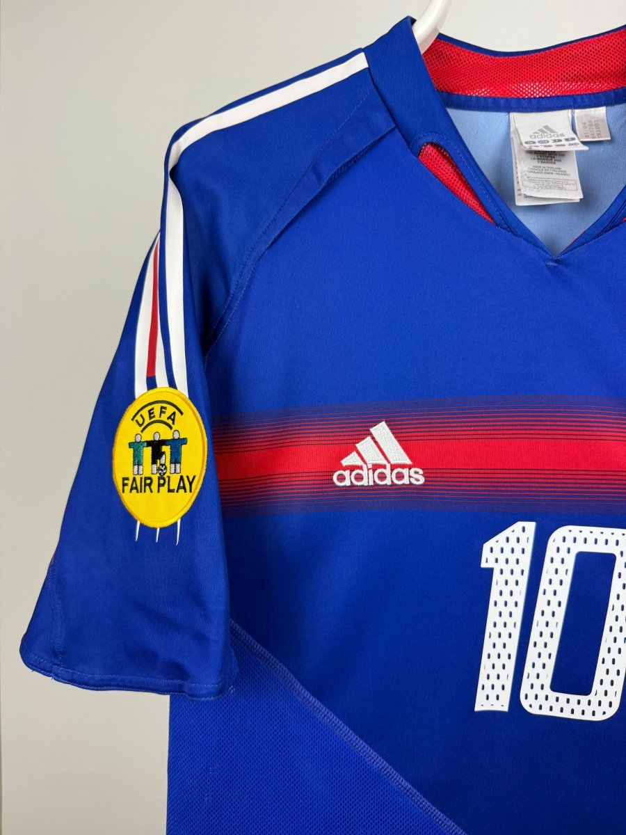 Zinedine Zidane - Frankrig 2004 hjemmebane trøje L 🇫🇷 Fodboldshoppen_dk 3