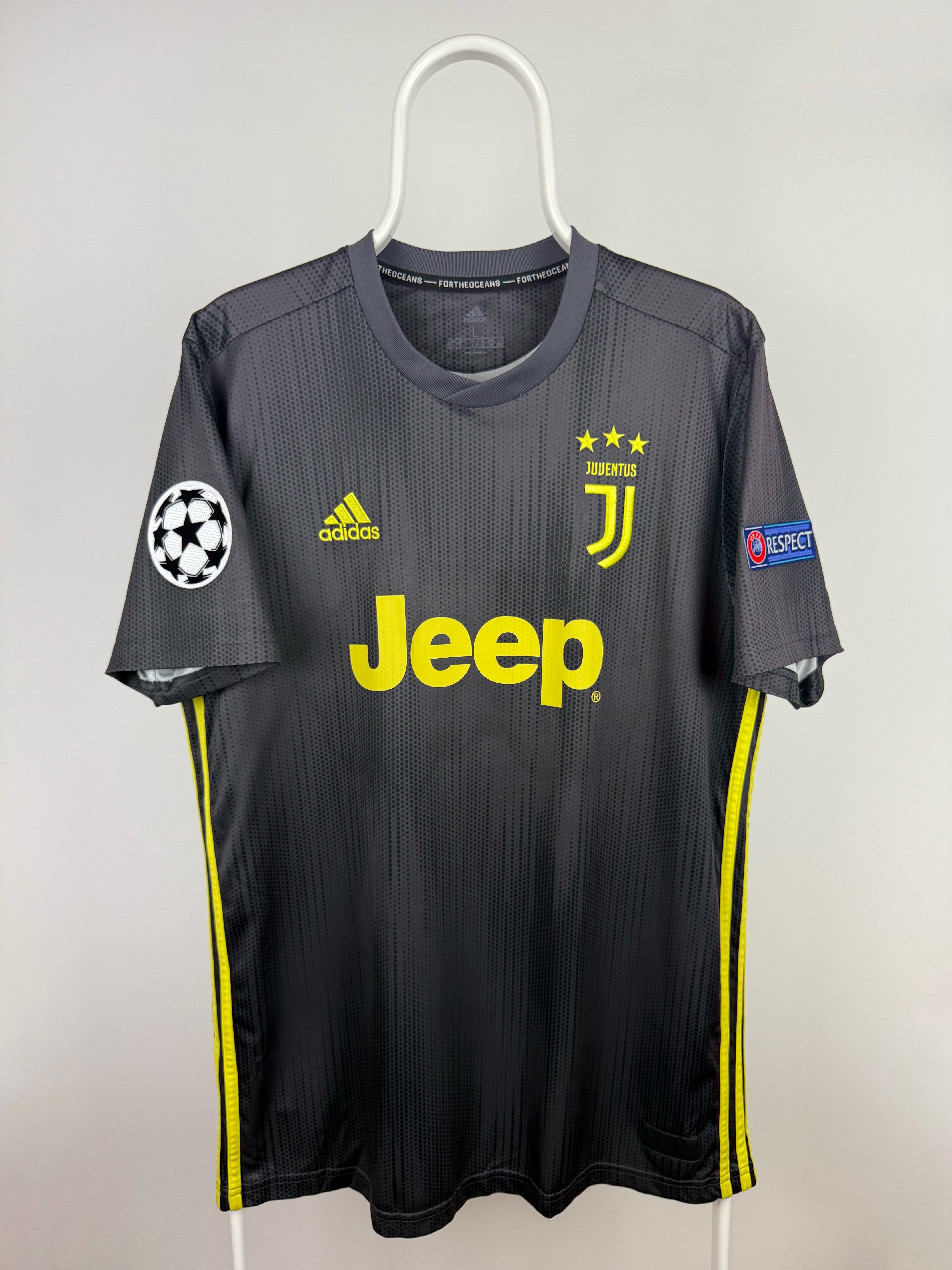 Cristiano Ronaldo - Juventus 2018/19 udebane trøje L 🇵🇹