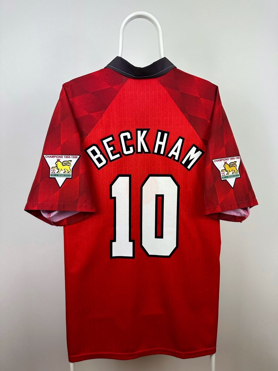 David Beckham - Manchester United 1996/97 hjemmebane trøje XL 🏴󠁧󠁢󠁥󠁮󠁧󠁿 Fodboldshoppen_dk 1