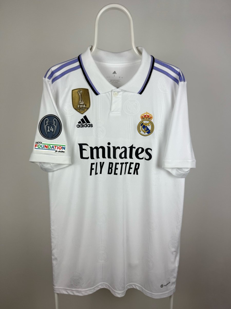 Karim Benzema - Real Madrid 2022/23 hjemmebane trøje L 🇫🇷 Fodboldshoppen_dk 2