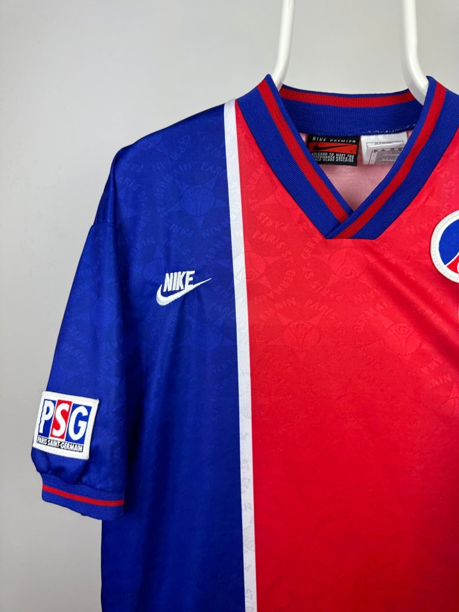 Le Paris Saint-Germain sacré champion de France Le Paris Saint-Germain sacré champion de France