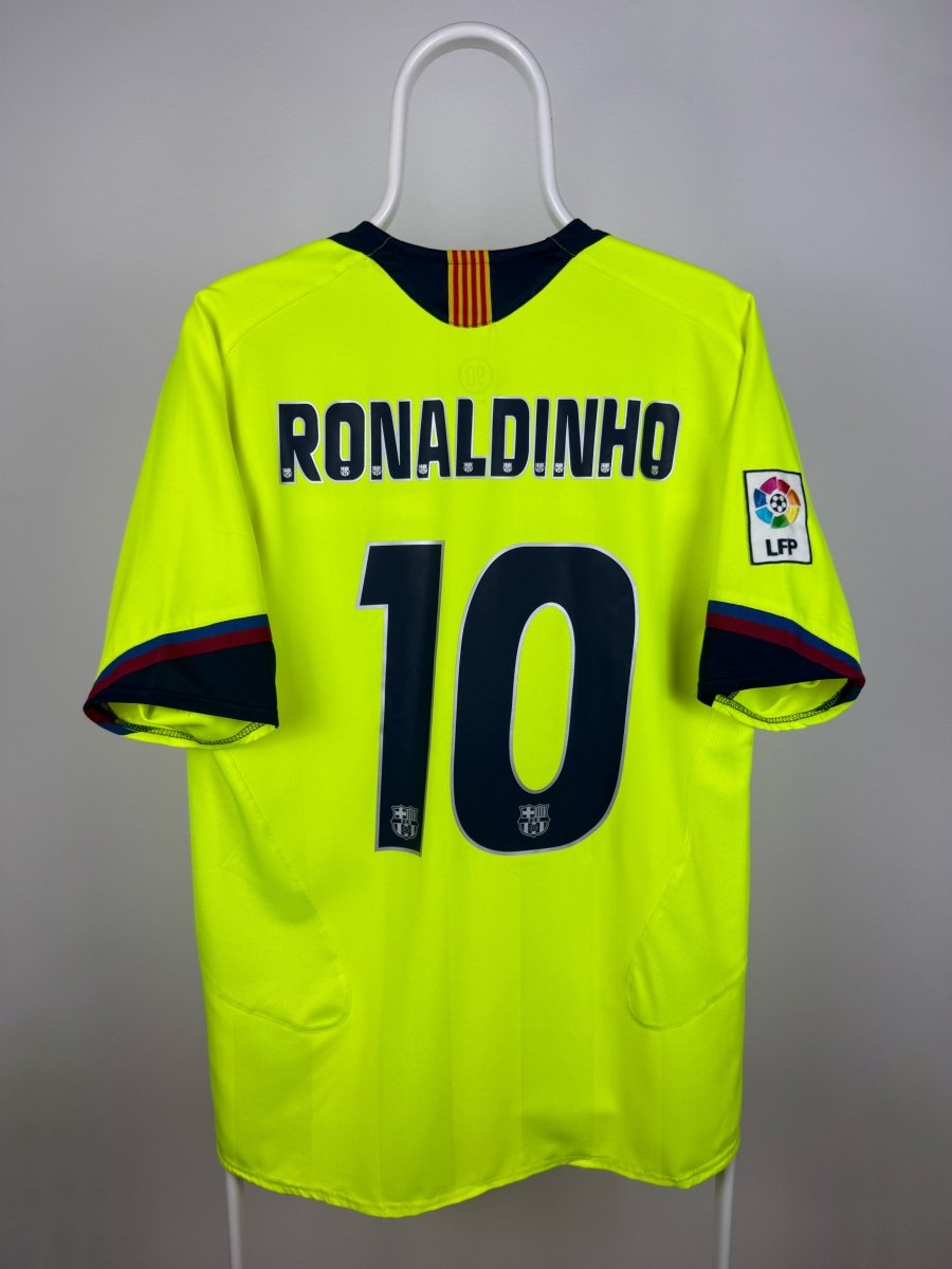 Ronaldinho - FC Barcelona 2005/06 udebane trøje M 🇧🇷 Fodboldshoppen_dk 1