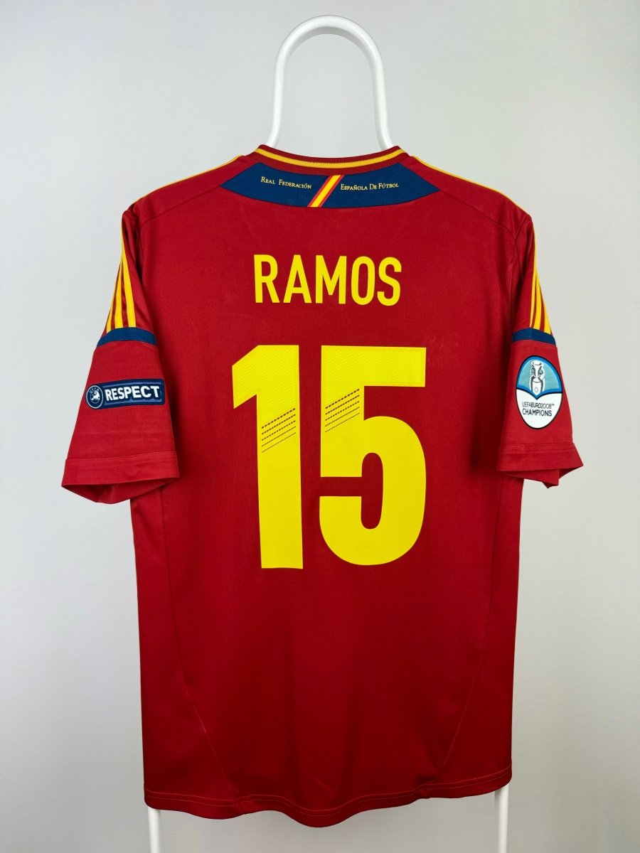 Sergio Ramos - Spanien 2012 hjemmebane trøje M 🇪🇸 Fodboldshoppen_dk 1