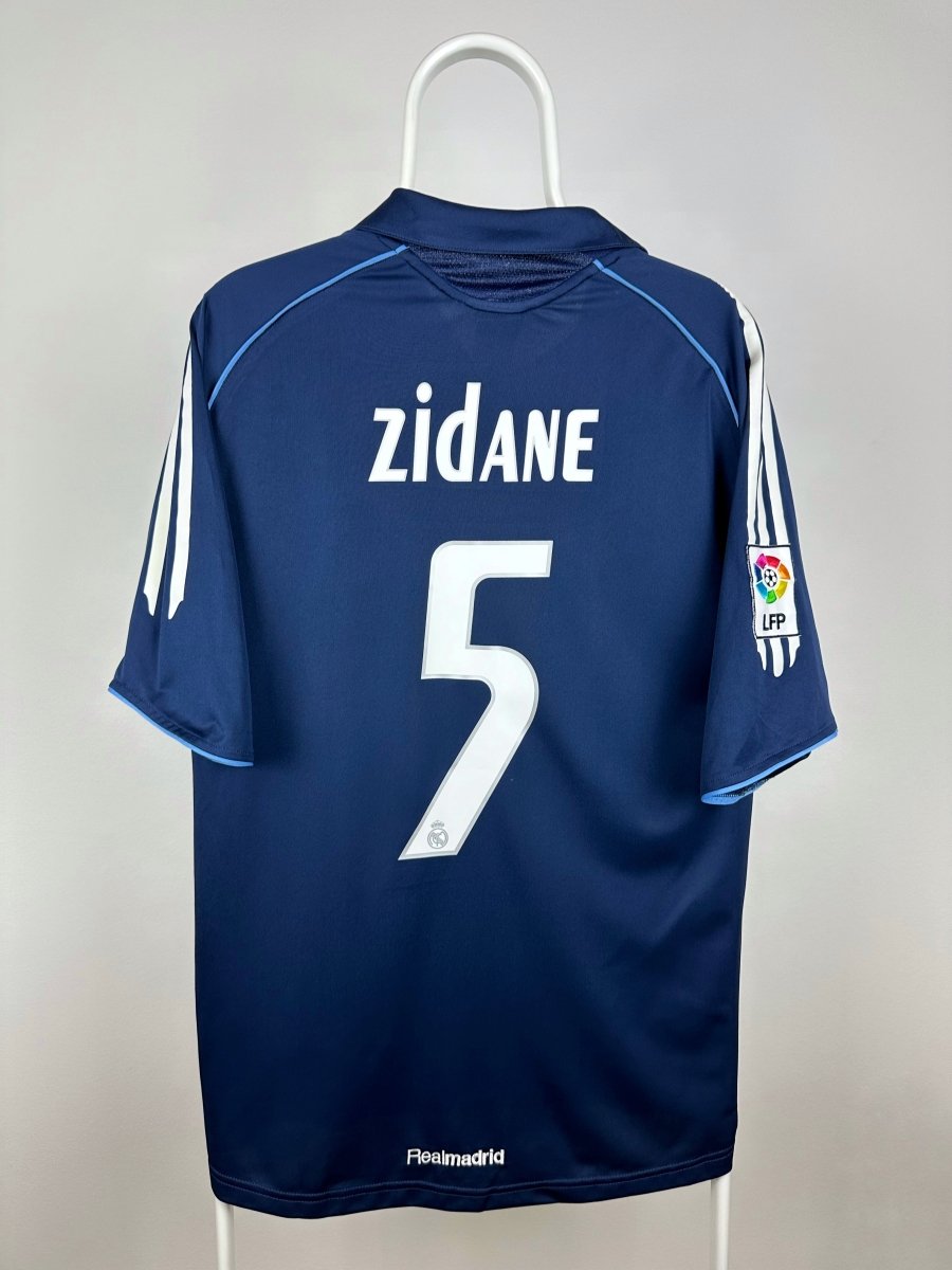 Zinedine Zidane - Real Madrid 2005/06 udebane trøje M 🇫🇷 Fodboldshoppen_dk 1